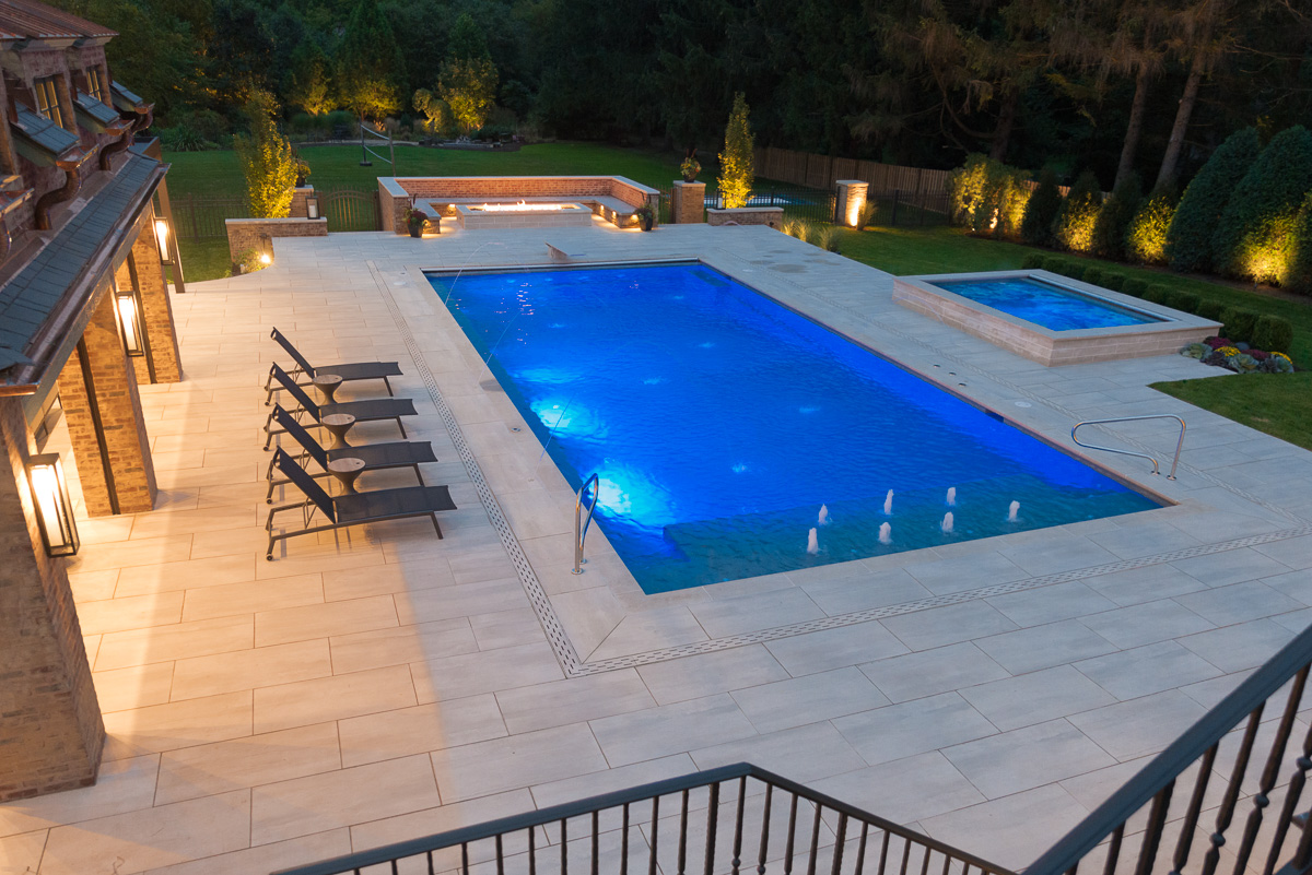 Dogma for a fabulous garden with swimming pool